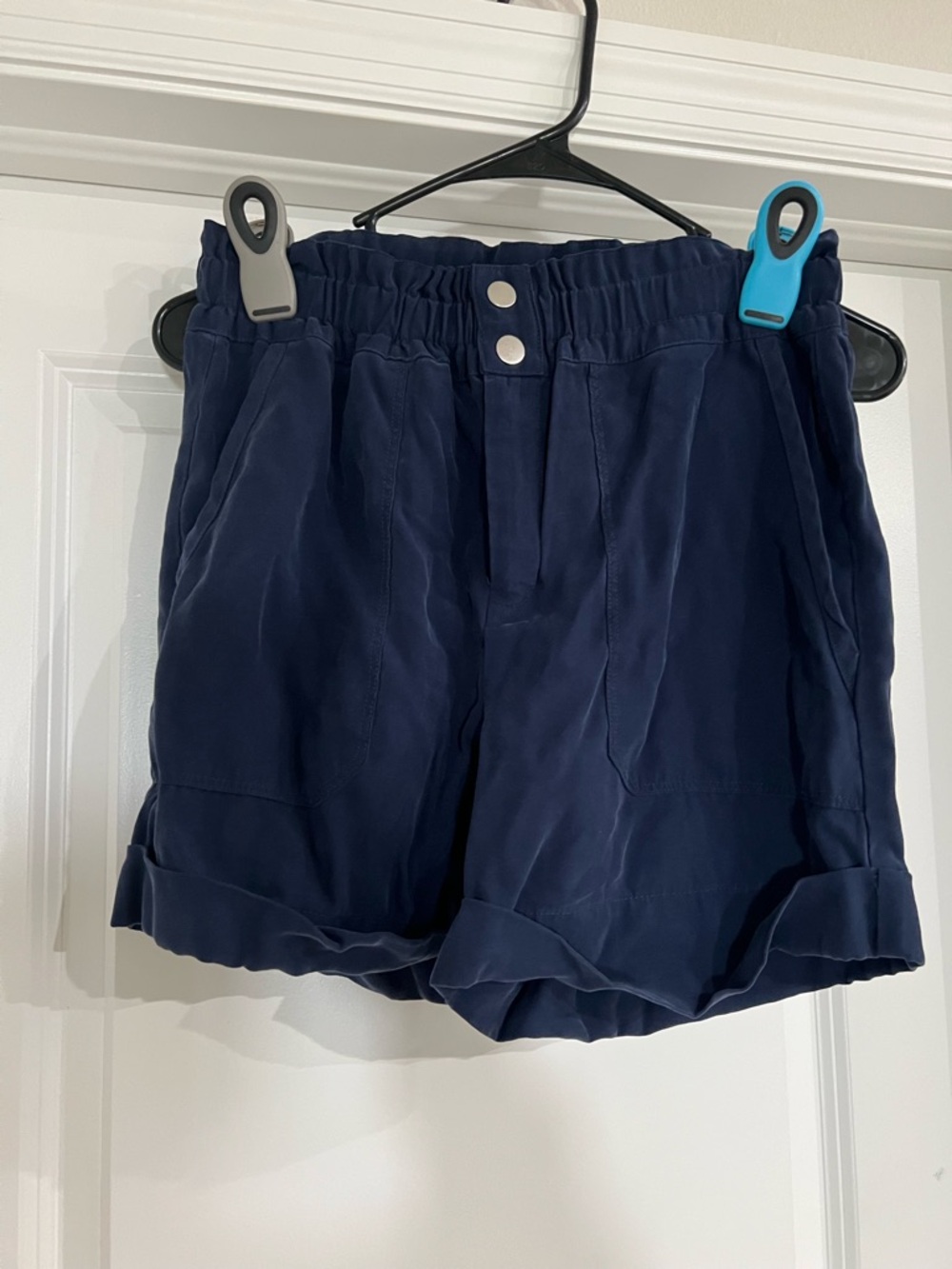 INC International Concepts Navy Elastic Waist Button-Front Cargo Shorts